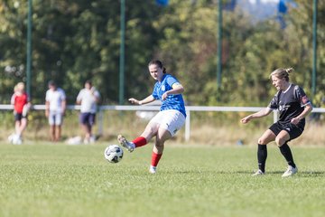 Bild 244 - F Holstein Kiel 2 - SSG Rot-Schwarz Kiel 2 : Ergebnis: 5:0